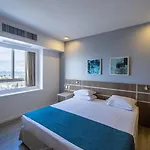 Oasis Imperial & Hotel