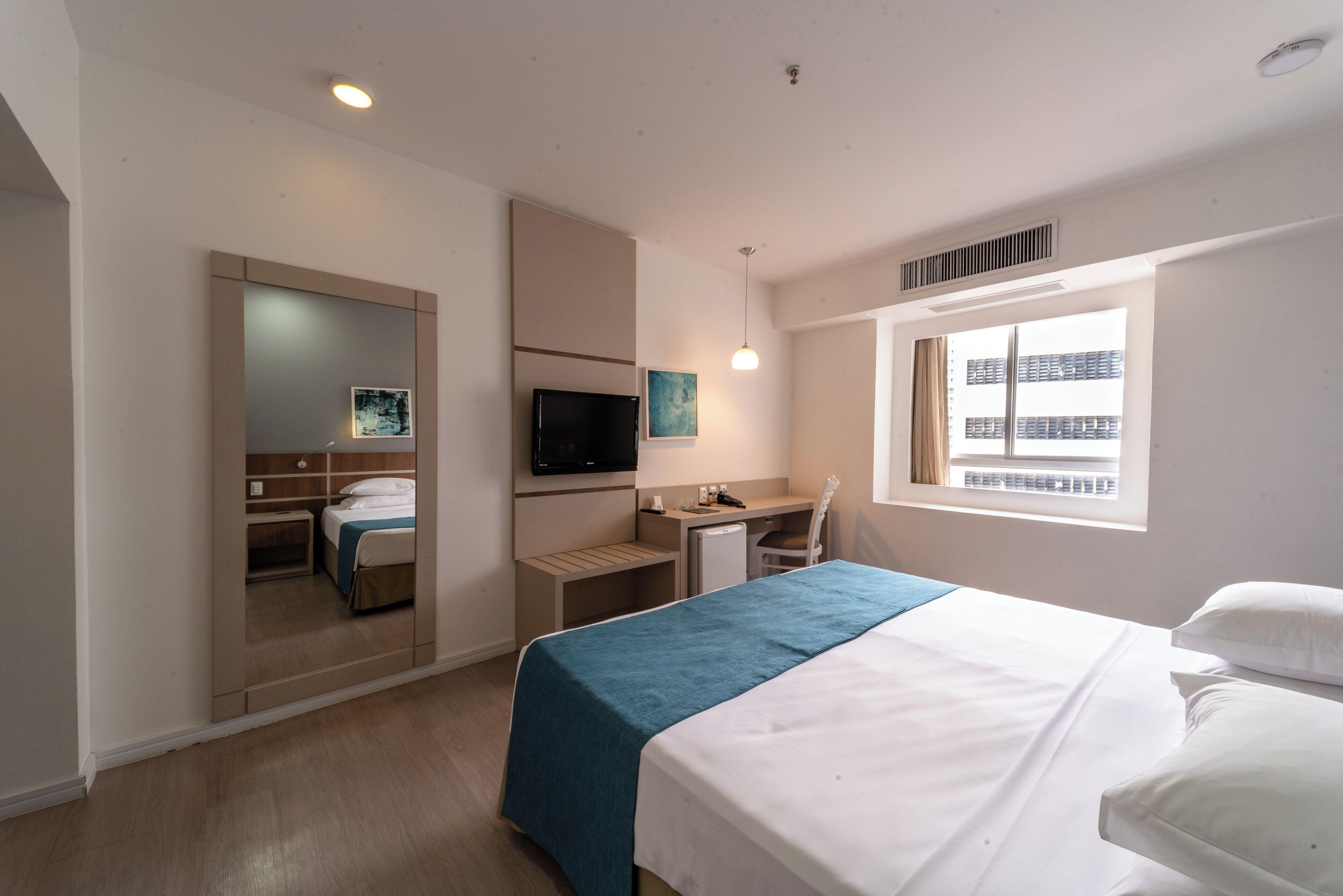 Oasis Imperial & Hotel