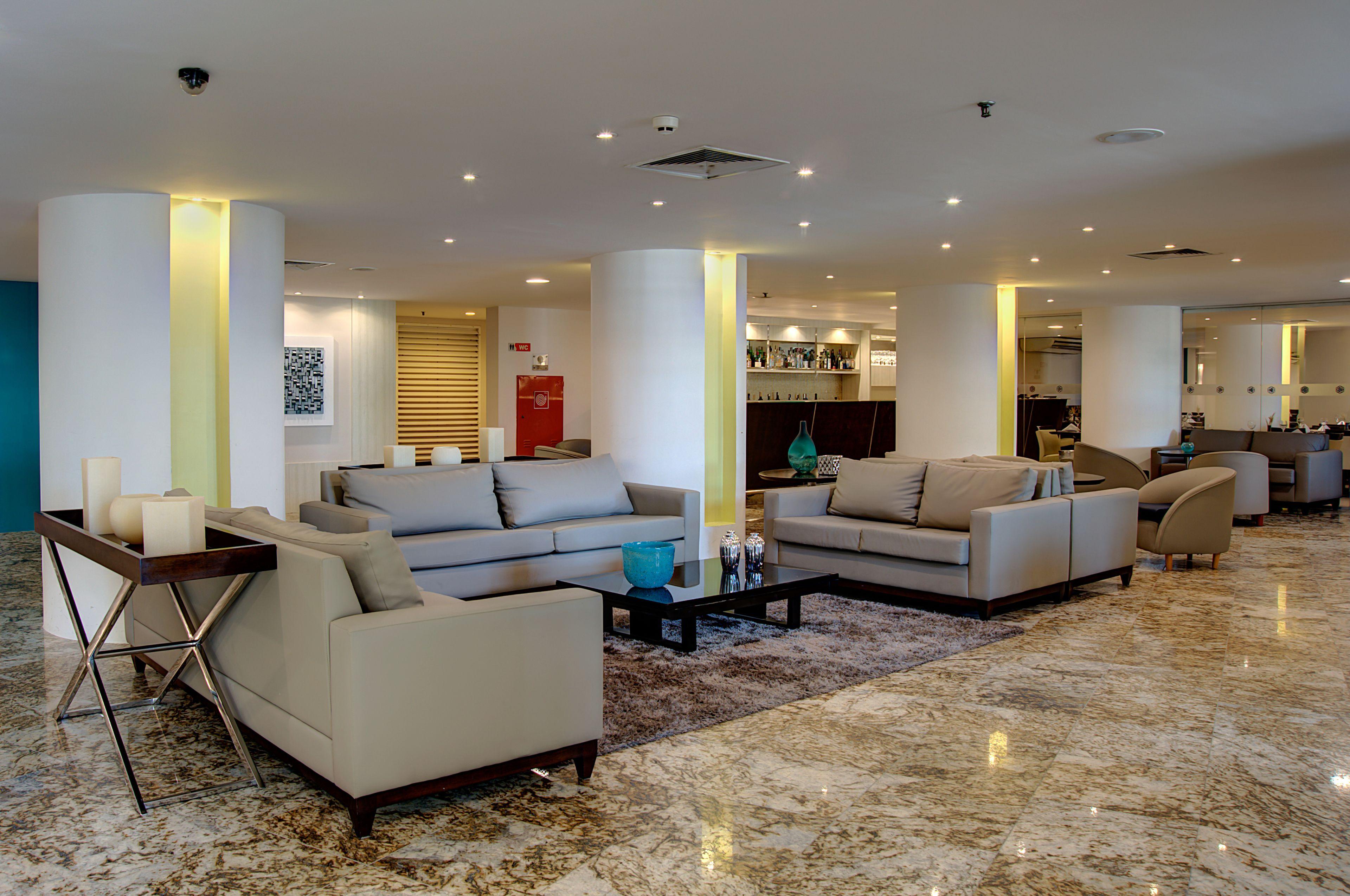 Hotel Oasis Imperial &